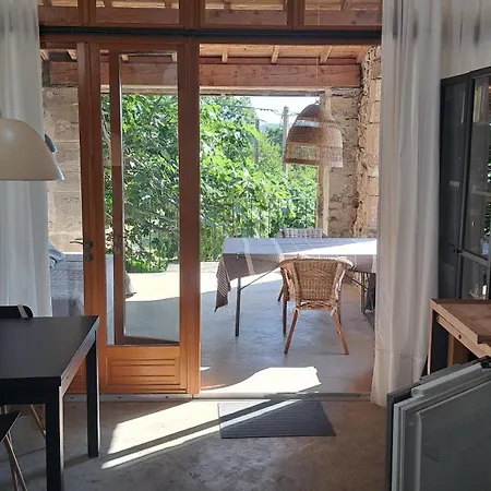 La Petite Maison 2 Art En Route, Σπίτι διακοπών Chassiers